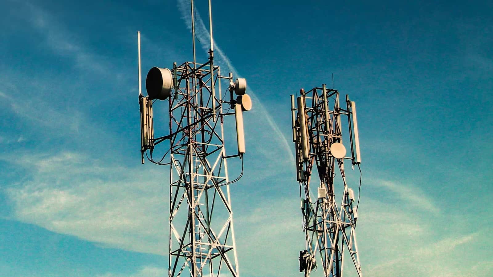 Cellular Networks | A Complete Guide to Cellular Mobile Networks