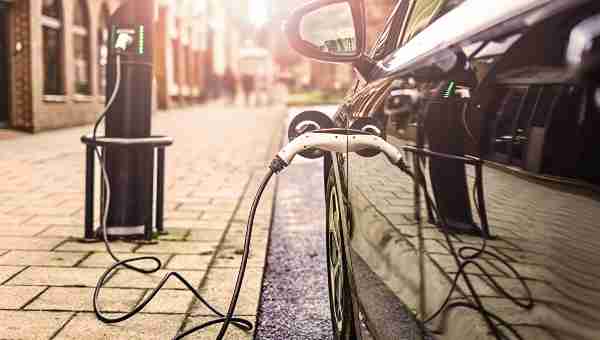 How the 2030 Diesel and Petrol Car Ban Impacts IoT-Enabled EV Charging Infrastructure – Read Now